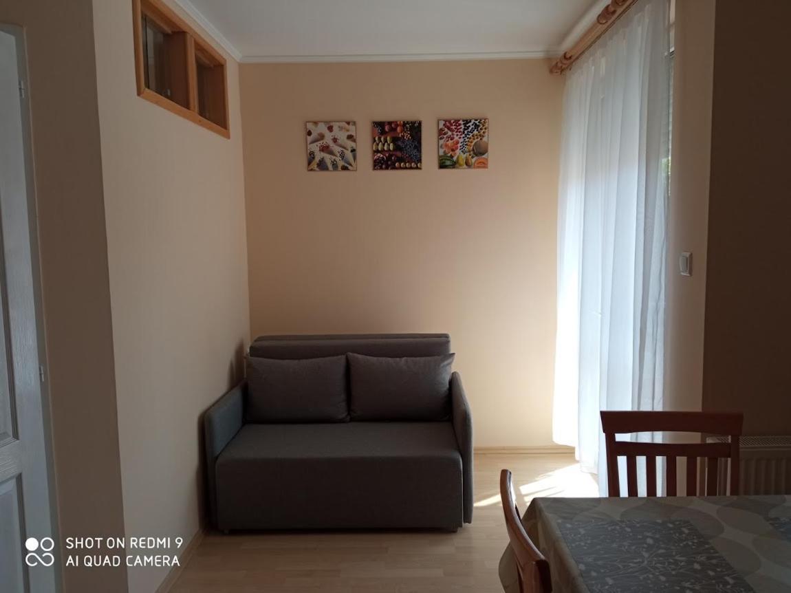 Márta Apartman Hajdúszoboszló Exterior foto